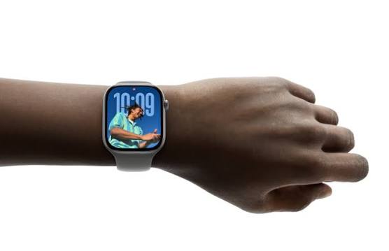 Apple Series 11 Smartwatch